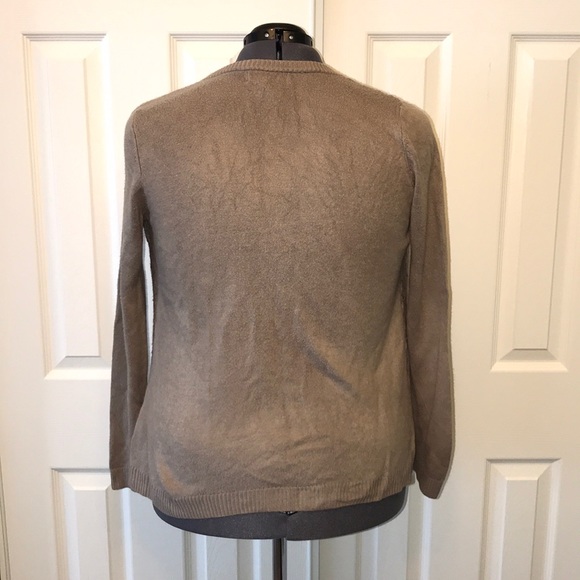 Sweater - Picture 5 of 6